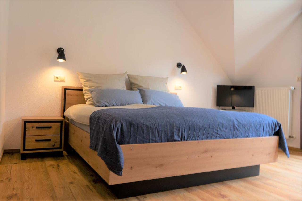 Haus Moselliebe B&B Ediger-Eller Luaran gambar