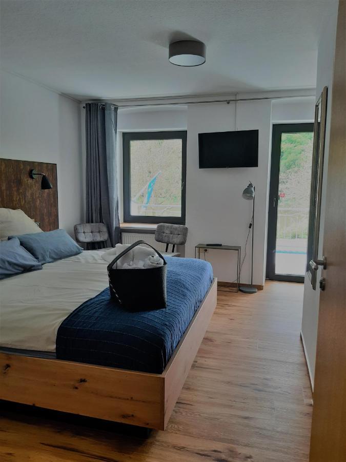 Haus Moselliebe B&B Ediger-Eller Luaran gambar