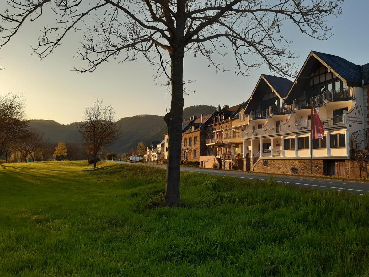 Haus Moselliebe B&B Ediger-Eller Luaran gambar